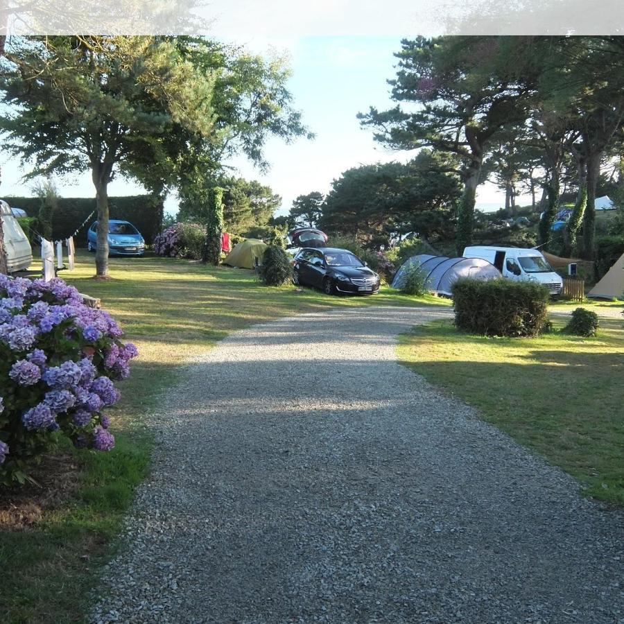 Les Hortensias Grande Tente Familiale Deux Chambres Et Sejour Vue Mer Sur Camping Nature Plestin-les-Grèves 외부 사진