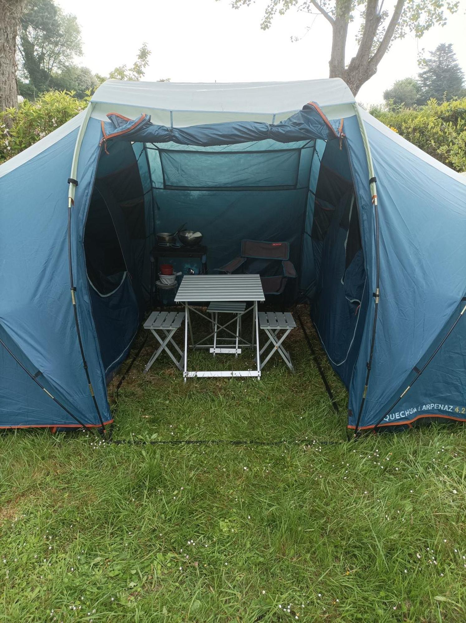 Les Hortensias Grande Tente Familiale Deux Chambres Et Sejour Vue Mer Sur Camping Nature Plestin-les-Grèves 객실 사진